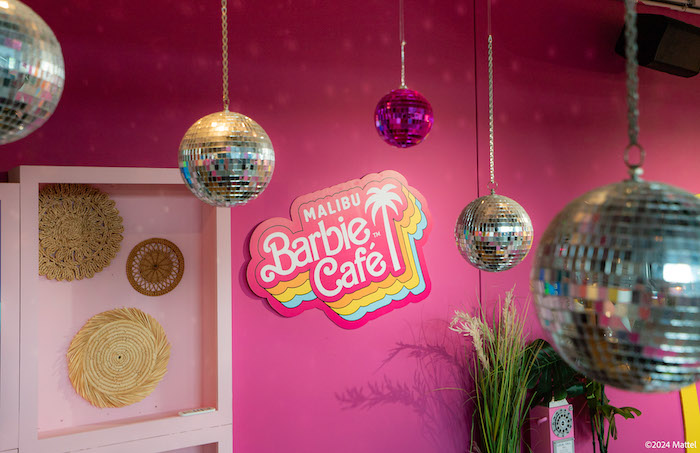 Barbie Cafe