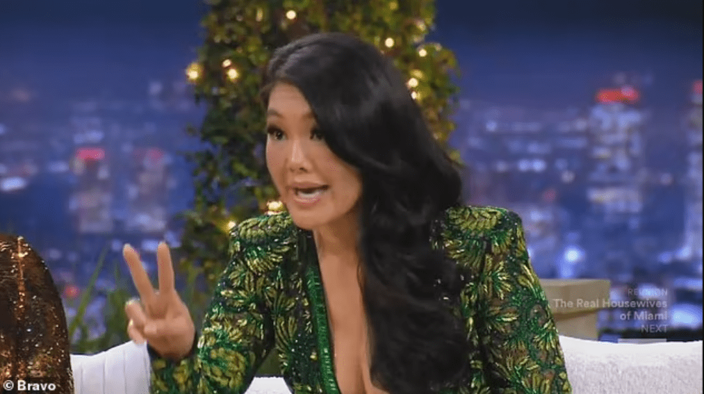 Crystal Kung Minkoff Claims She Called Lawyers After Sutton Entered Her Room on RHOBH Trip, Asked Producers to Let Her Quit 6 Crystal Minkoff calls out Dorit Kemsley for being two hours late to the RHOBH season 13 reunion.
