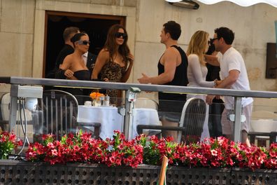 Kim Kardashian, Khloé Kardashian and Orlando Bloom