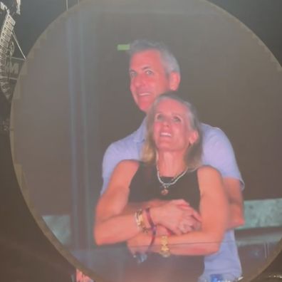 Coldplay Boston concert kiss cam