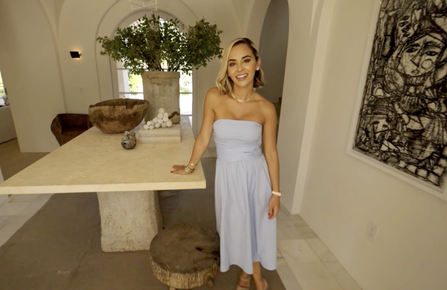 RHOM’s Dr. Nicole Martin Upgrades to Stunning $34 Million Bayfront Home 6 RHOM’s Dr. Nicole Martin Upgrades to Stunning $34 Million Bayfront Home