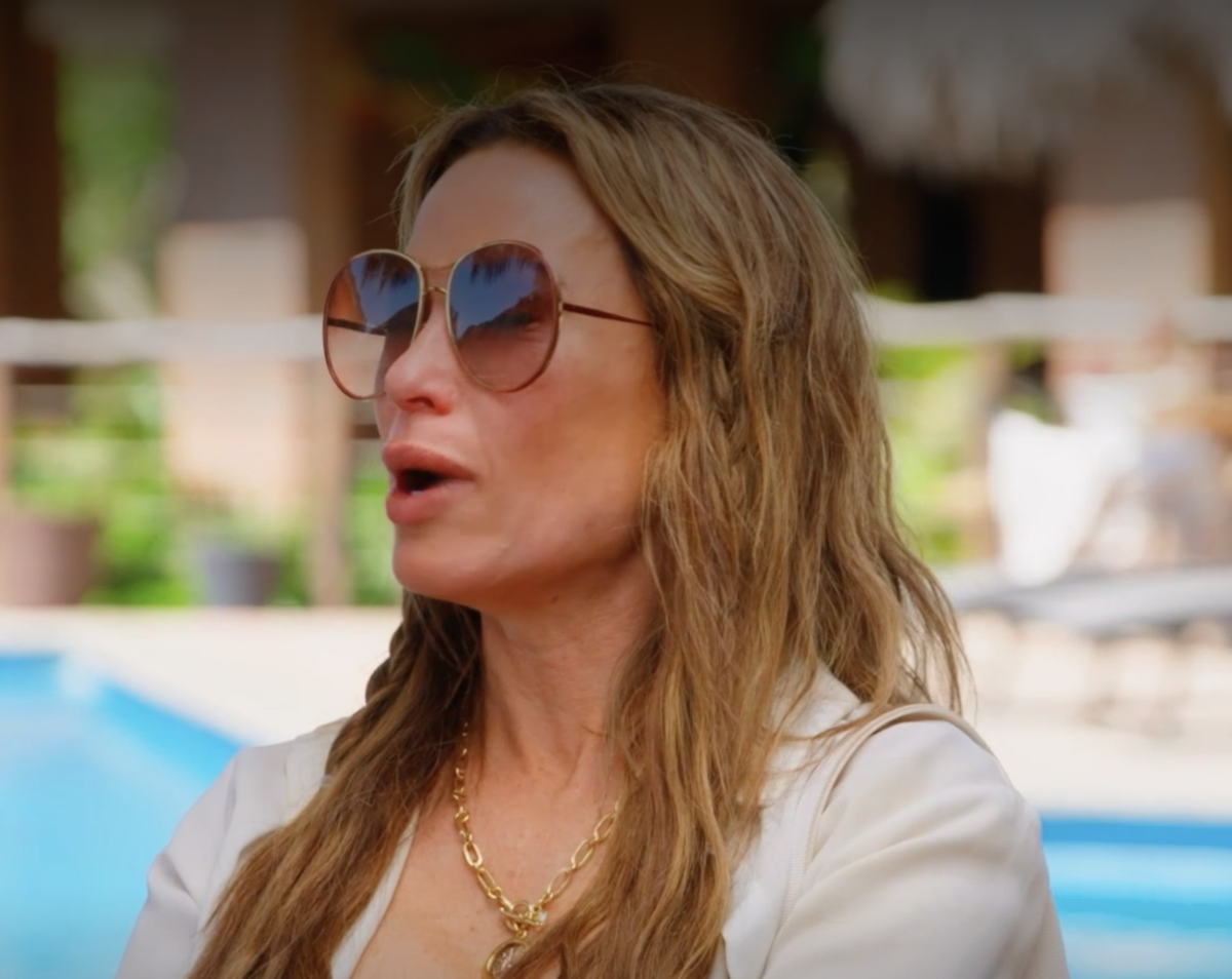 Britani Bateman’s Ex Arrested After Alleged Stalking, Doxxing Her While She Was in NYC 8 RHOSLC Cast Unpacks the Shocking Moment They "Caught" Britani Bateman Filming With Lisa Barlow Sticking Up For Her