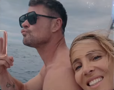 Elsa Pataky and Chris Hemsworth celebrate the holidays