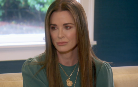 Kyle Richards Calls Ashley Darby’s Flirting With Mauricio “Weird” and “Embarrassing” 6 Kyle Richards Reportedly Deeply Concerned for Daughter Sophia's Weight-Loss Journey Amidst Her Own Anorexia Struggles