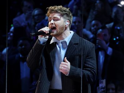 Alex Warren performing at the 2026 Grammys